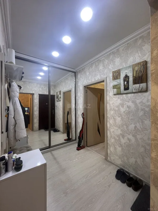 Satılır 2 otaqlı mənzil 65 m²
