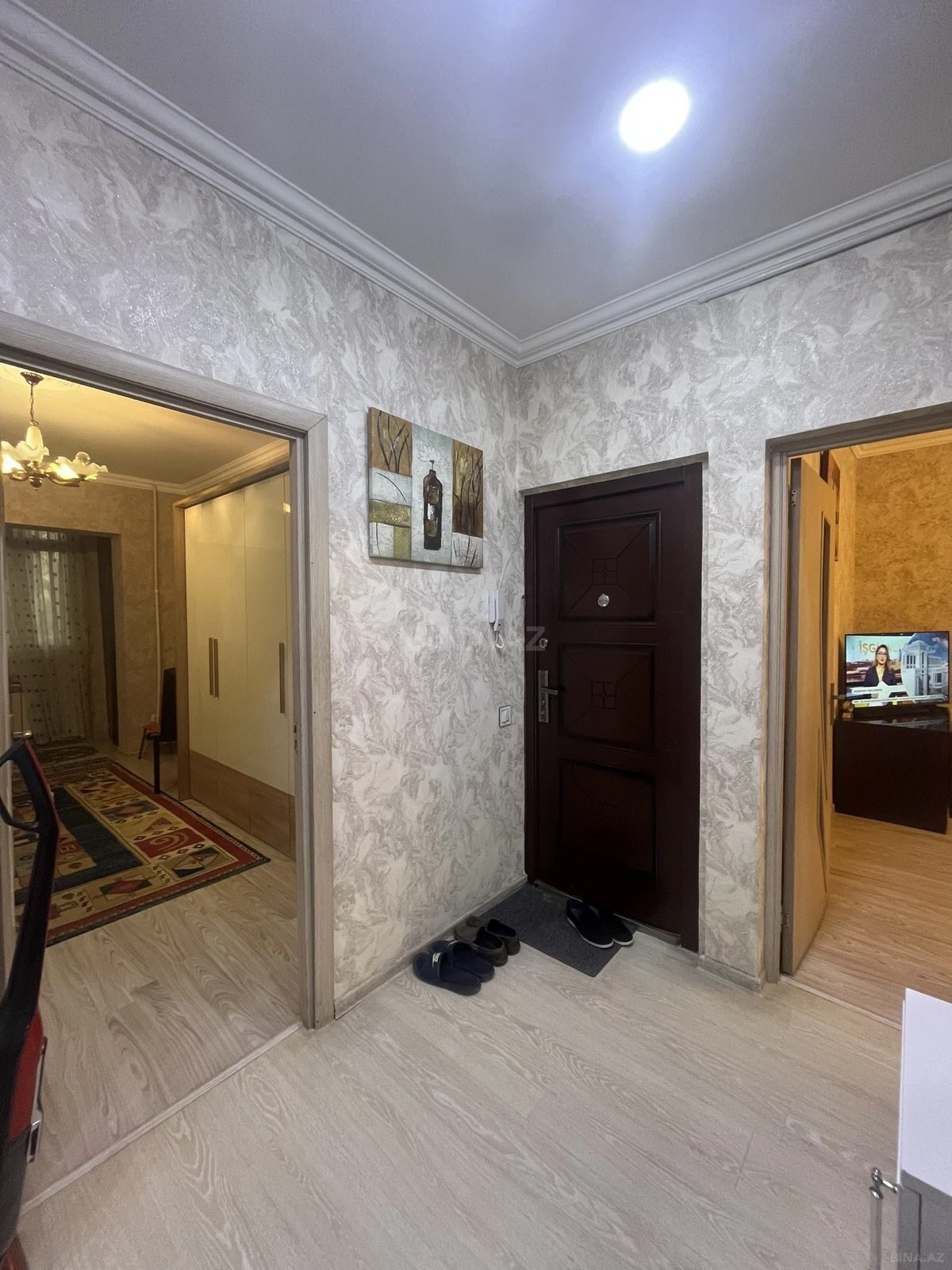 Satılır 2 otaqlı mənzil 65 m²