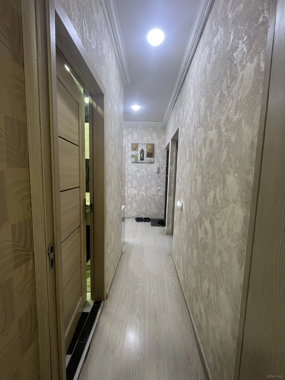 Satılır 2 otaqlı mənzil 65 m²