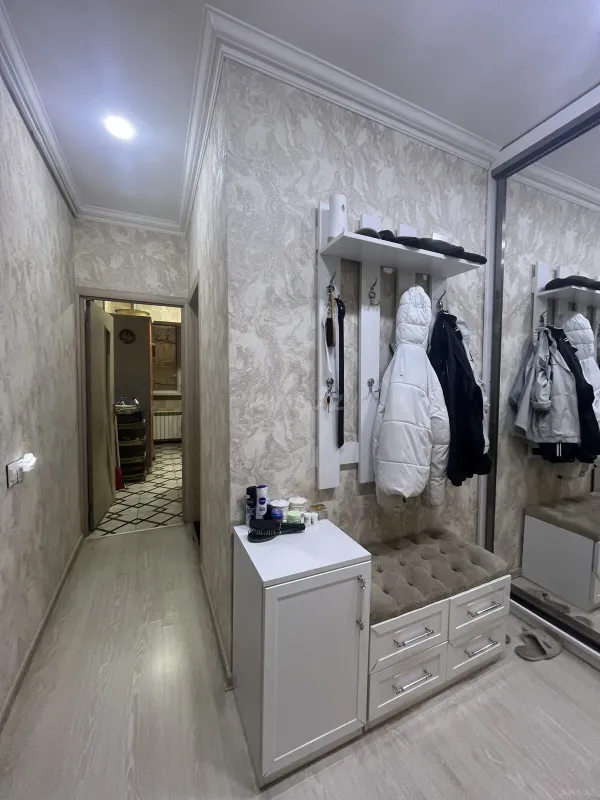 Satılır 2 otaqlı mənzil 65 m²