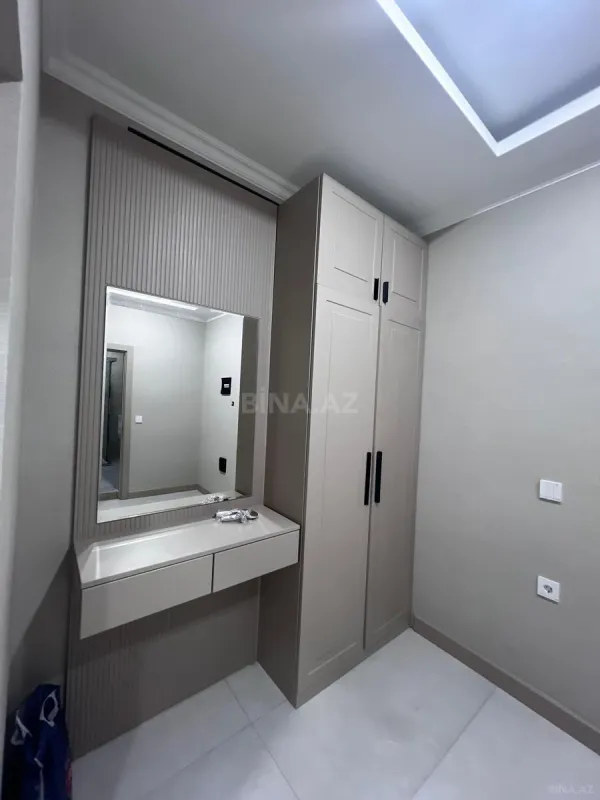 Satılır 2 otaqlı mənzil 65 m²