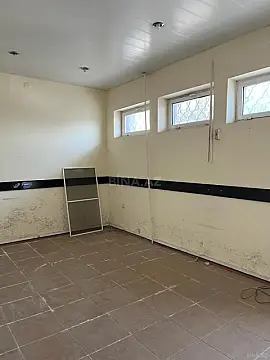 Satılır obyekt 635 m²