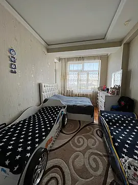 Satılır 2 otaqlı mənzil 74 m²