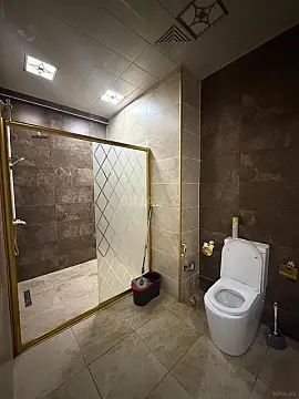 Kirayə verilir 2 otaqlı mənzil 102 m²