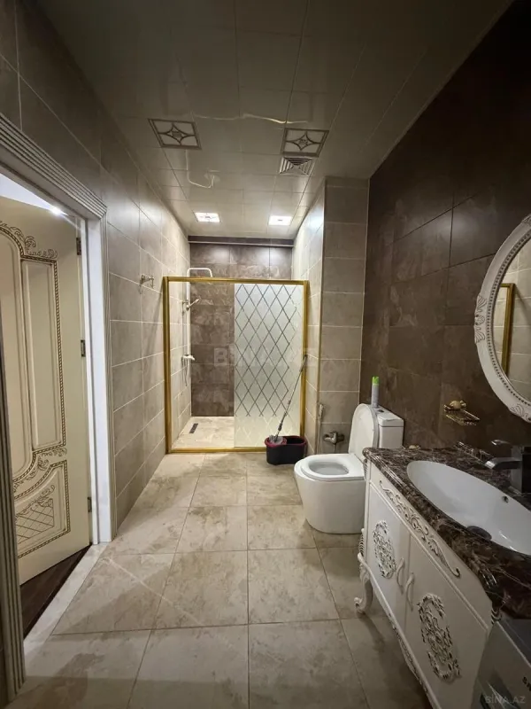 Kirayə verilir 2 otaqlı mənzil 102 m²