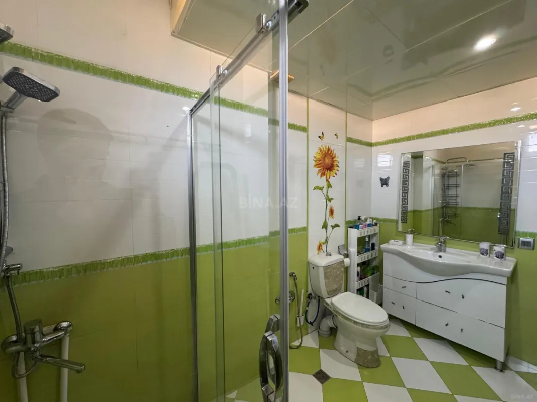 Satılır 3 otaqlı mənzil 115 m²