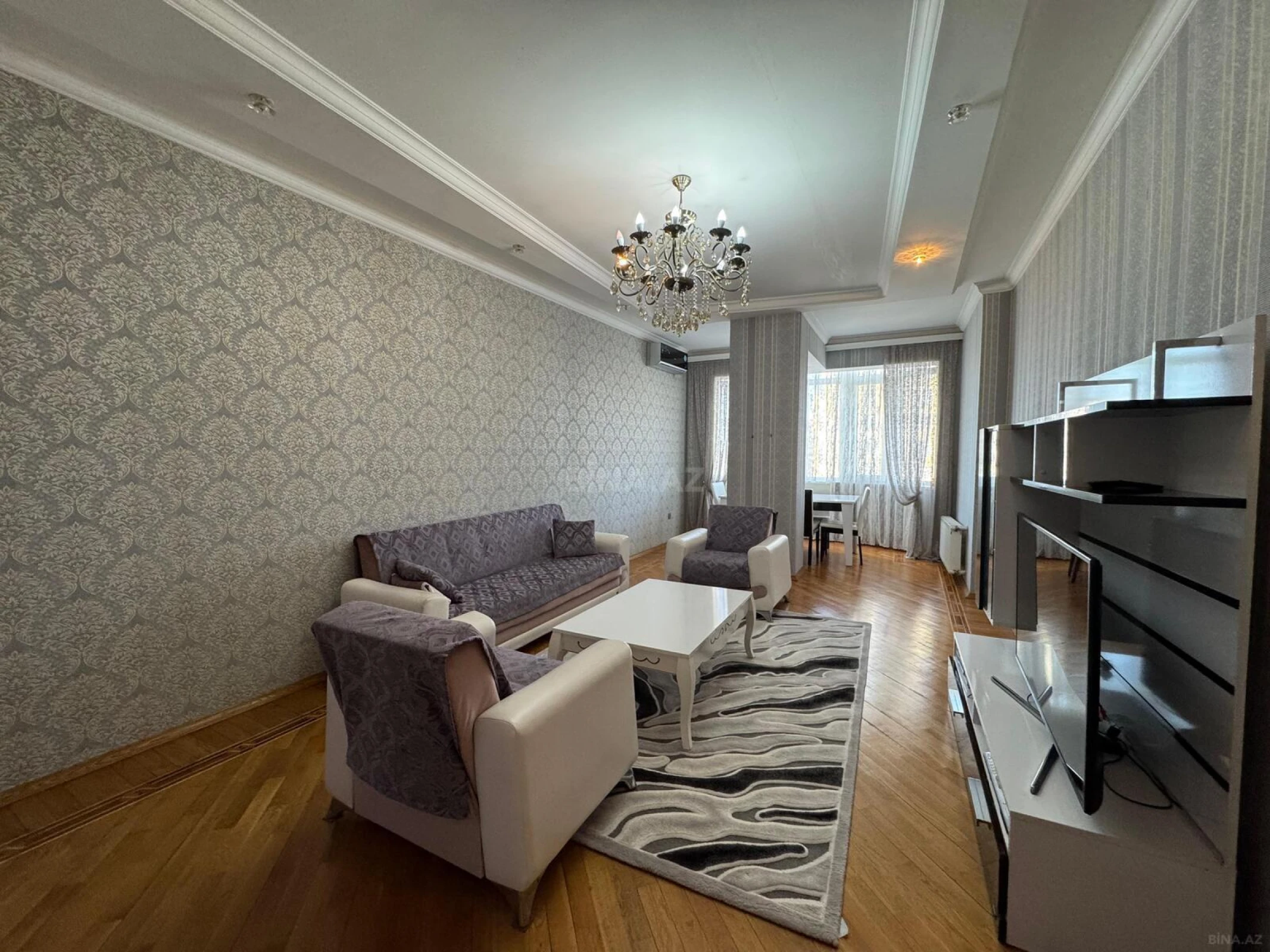 Satılır 3 otaqlı mənzil 115 m²