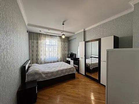 Satılır 3 otaqlı mənzil 115 m²