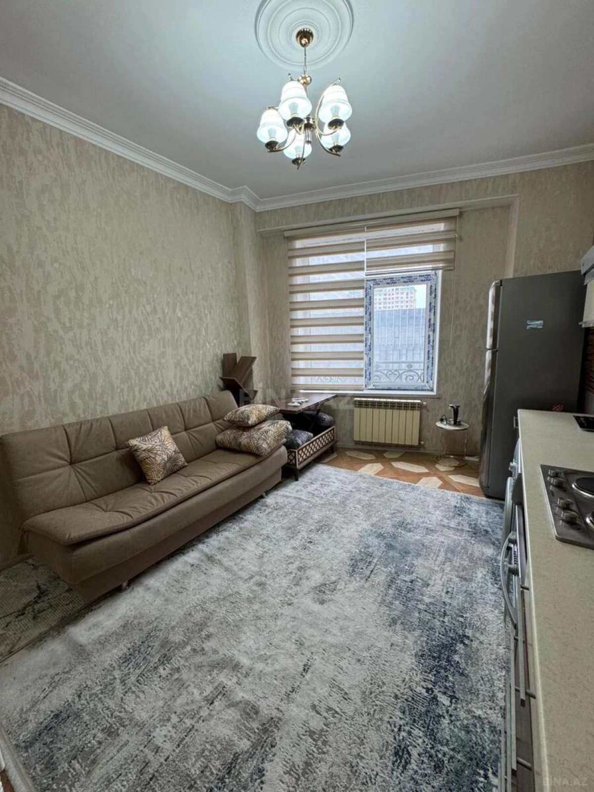 Kirayə verilir 2 otaqlı mənzil 61 m²