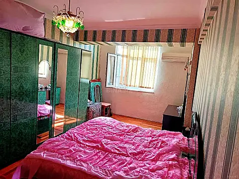 Satılır 3 otaqlı mənzil 100.5 m²