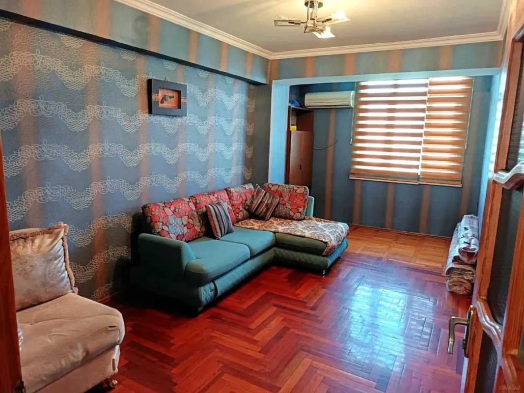 Satılır 3 otaqlı mənzil 100.5 m²