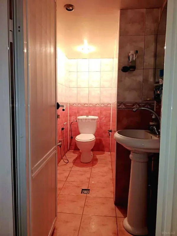 Satılır 3 otaqlı mənzil 100.5 m²