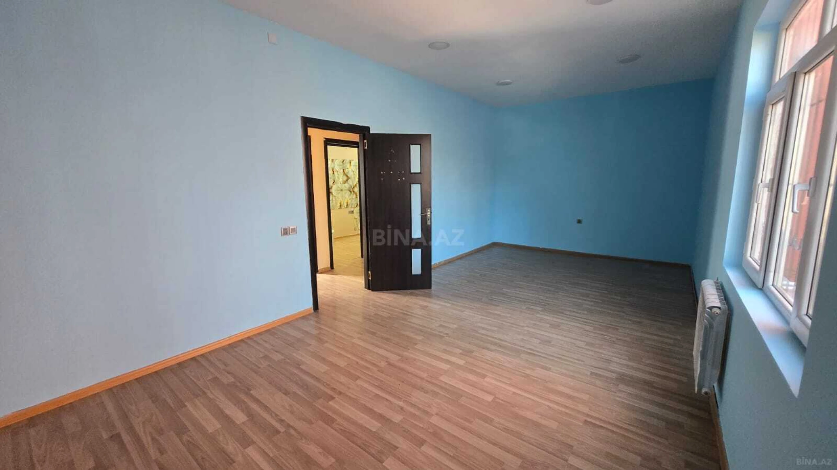 Kirayə verilir obyekt 175 m²