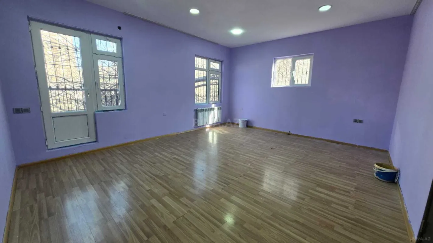 Kirayə verilir obyekt 175 m²