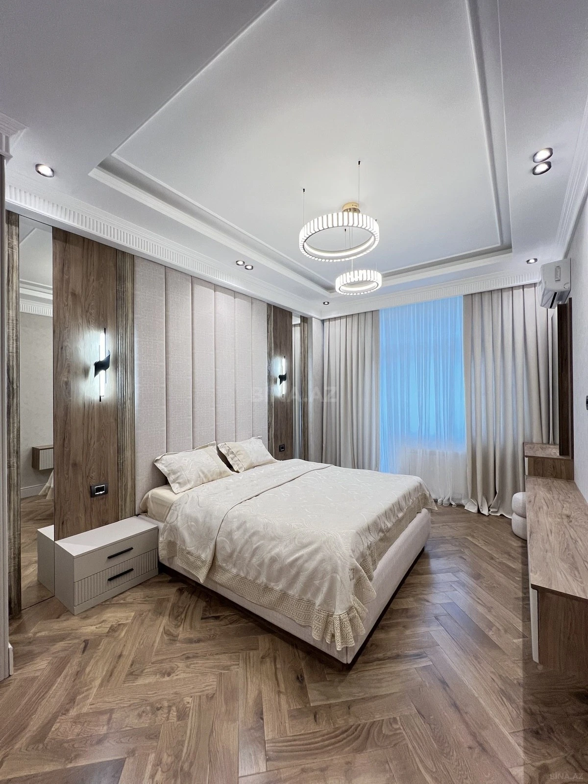 Satılır 3 otaqlı mənzil 120 m²