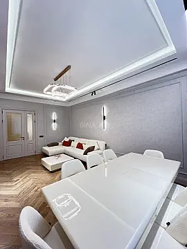 Satılır 3 otaqlı mənzil 120 m²