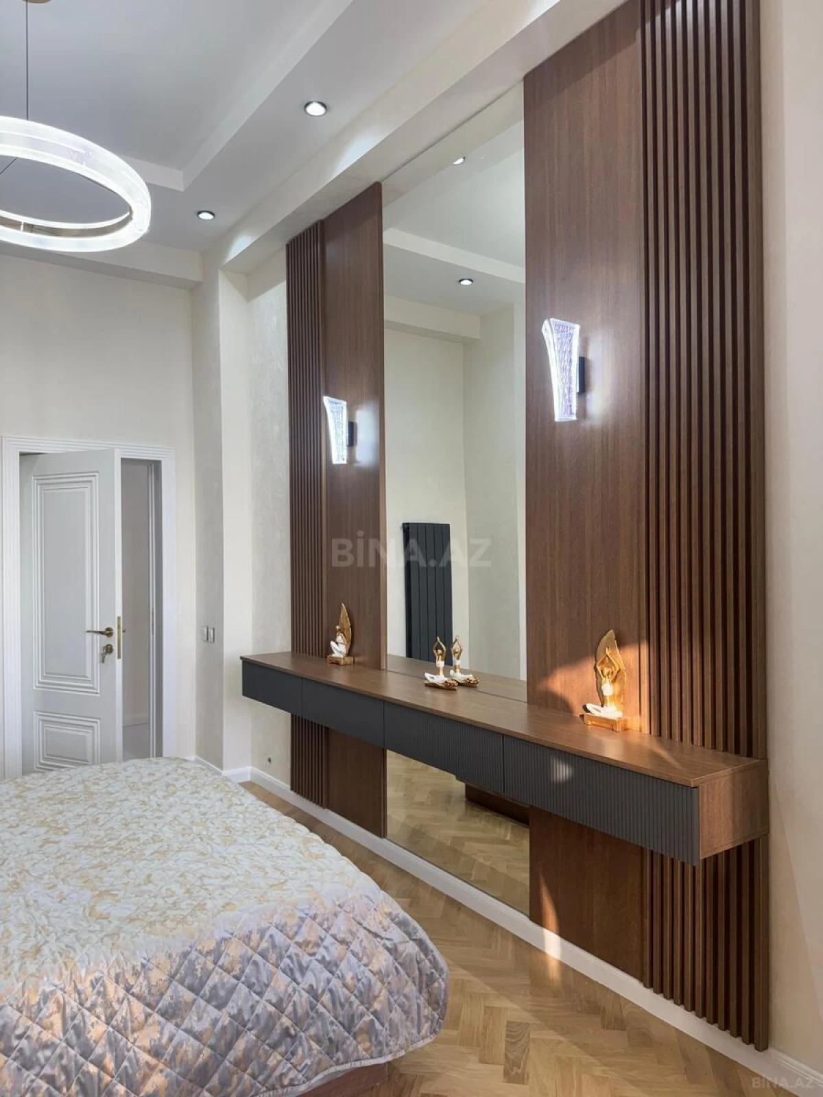 Kirayə verilir 2 otaqlı mənzil 80 m²