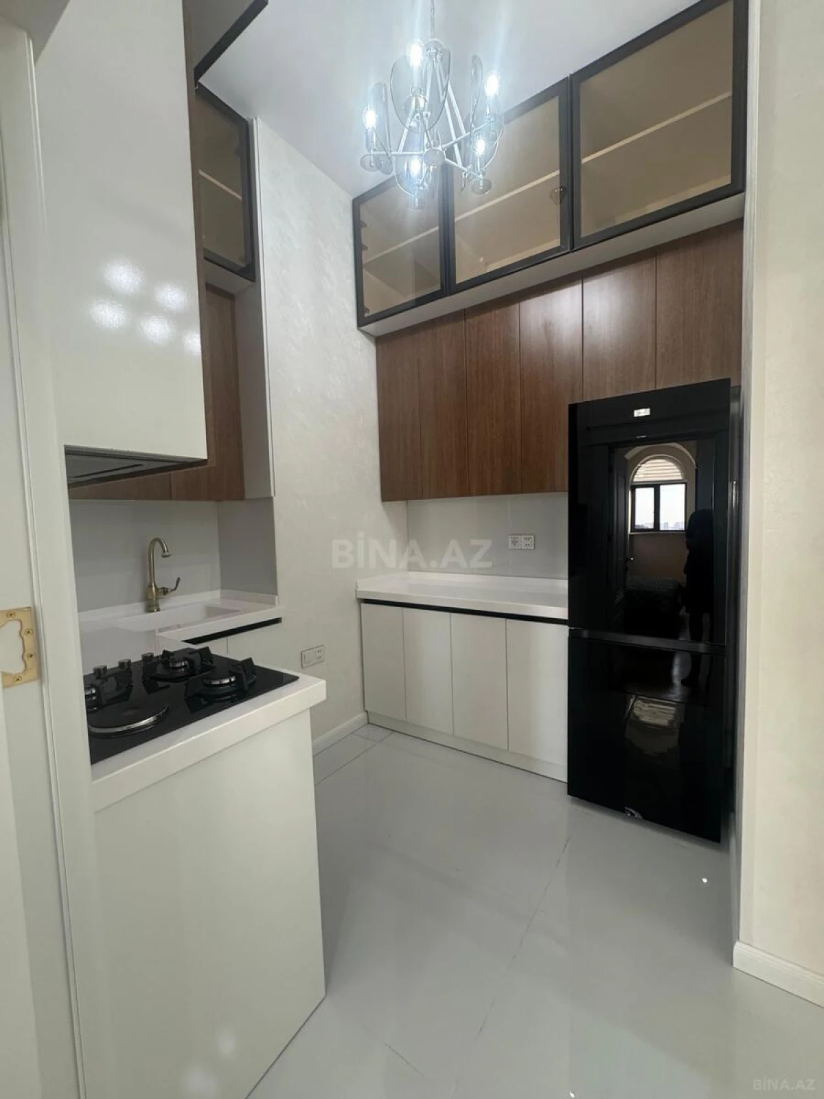 Kirayə verilir 2 otaqlı mənzil 80 m²