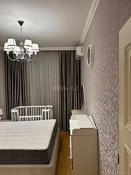 Satılır 2 otaqlı mənzil 72 m²