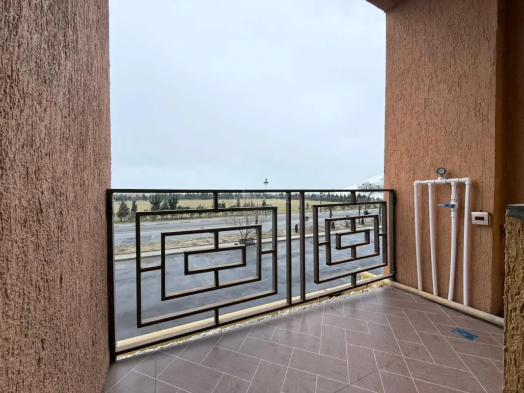 Satılır 2 otaqlı mənzil 60 m²