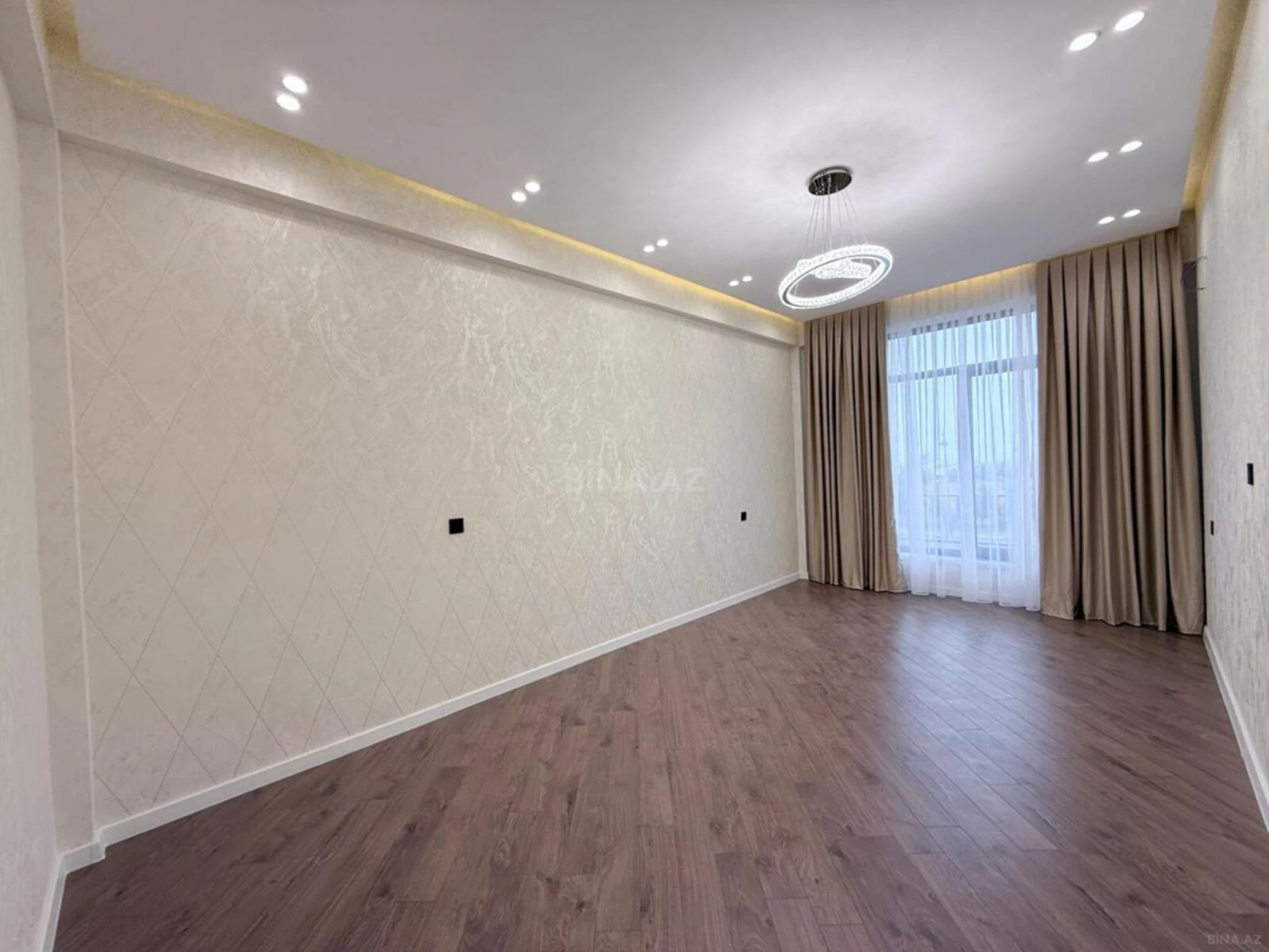 Satılır 2 otaqlı mənzil 60 m²