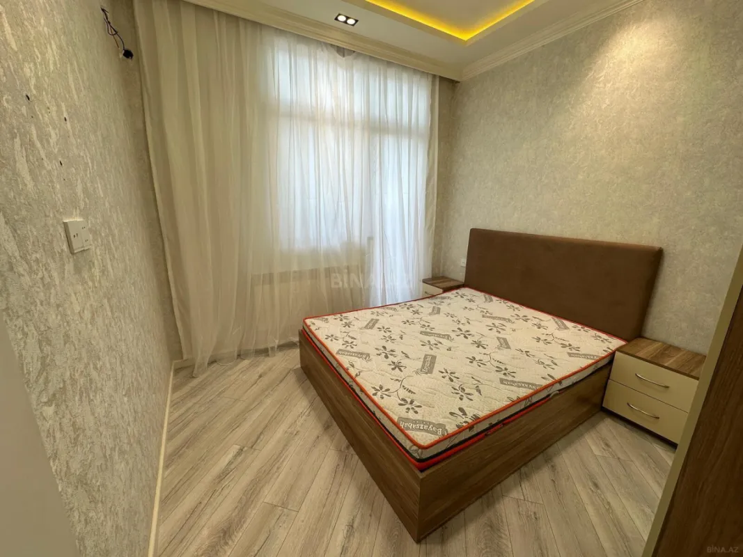 Kirayə verilir 2 otaqlı mənzil 70 m²