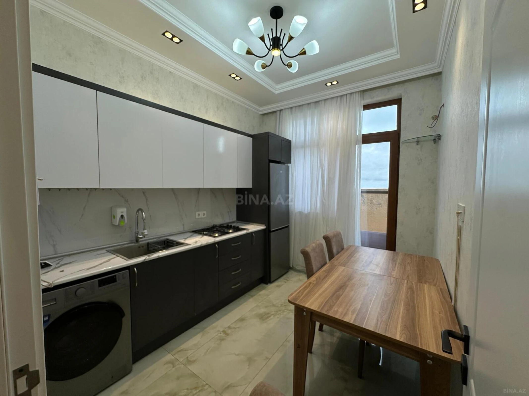 Kirayə verilir 2 otaqlı mənzil 70 m²
