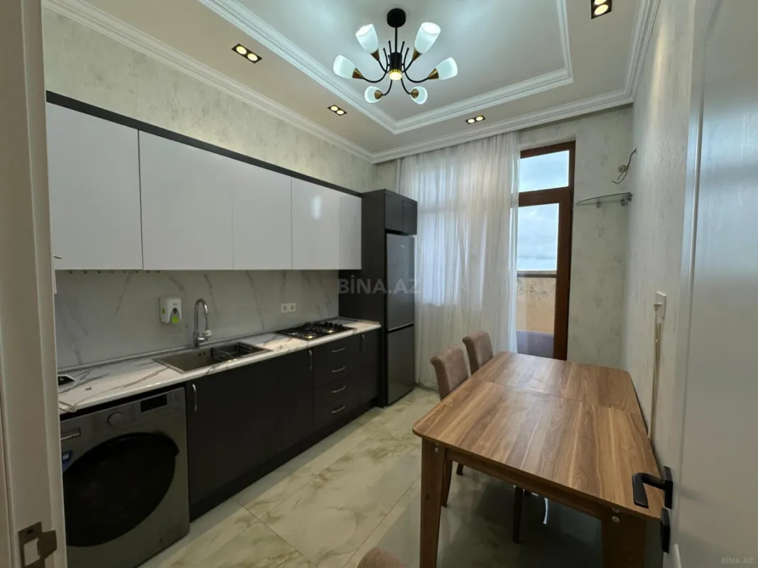 Kirayə verilir 2 otaqlı mənzil 70 m²