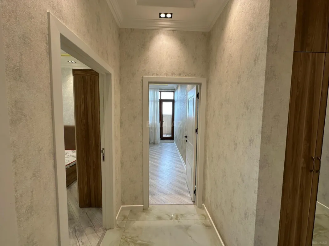 Kirayə verilir 2 otaqlı mənzil 70 m²
