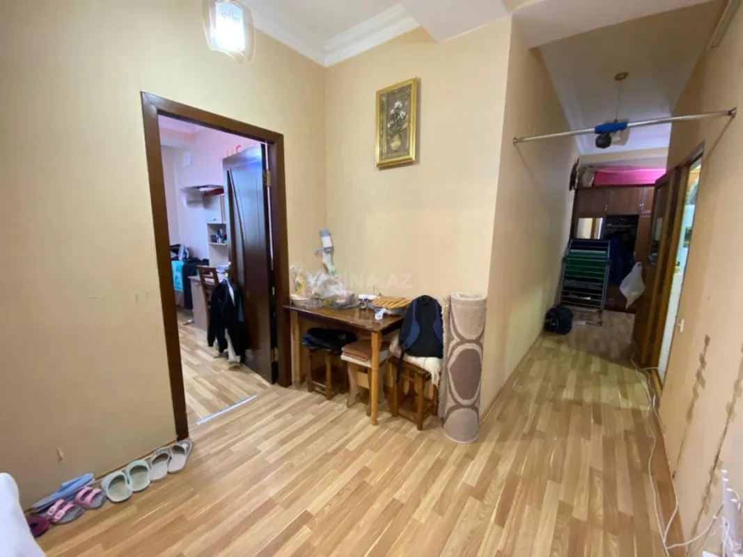 Satılır 2 otaqlı mənzil 80 m²