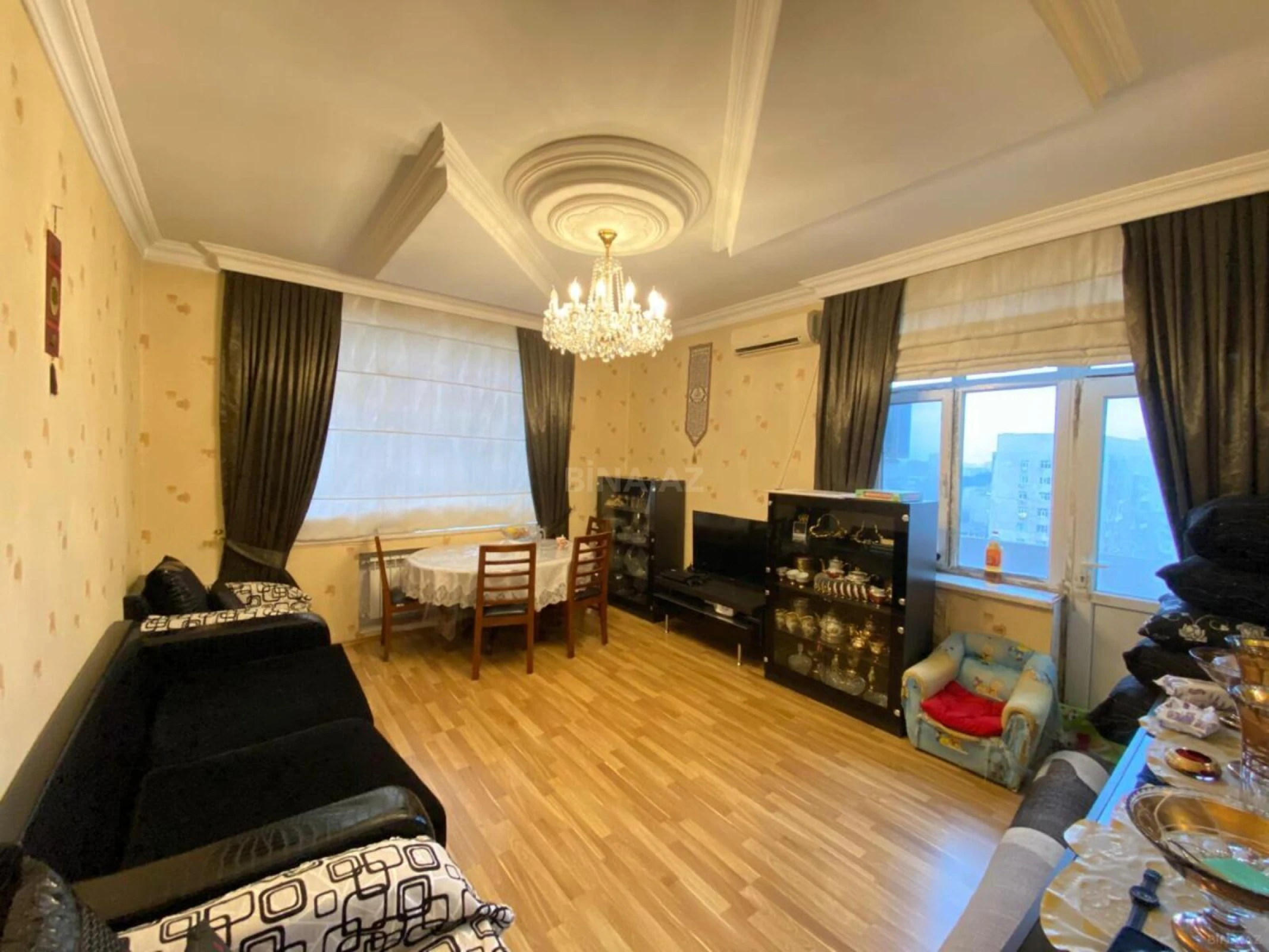 Satılır 2 otaqlı mənzil 80 m²