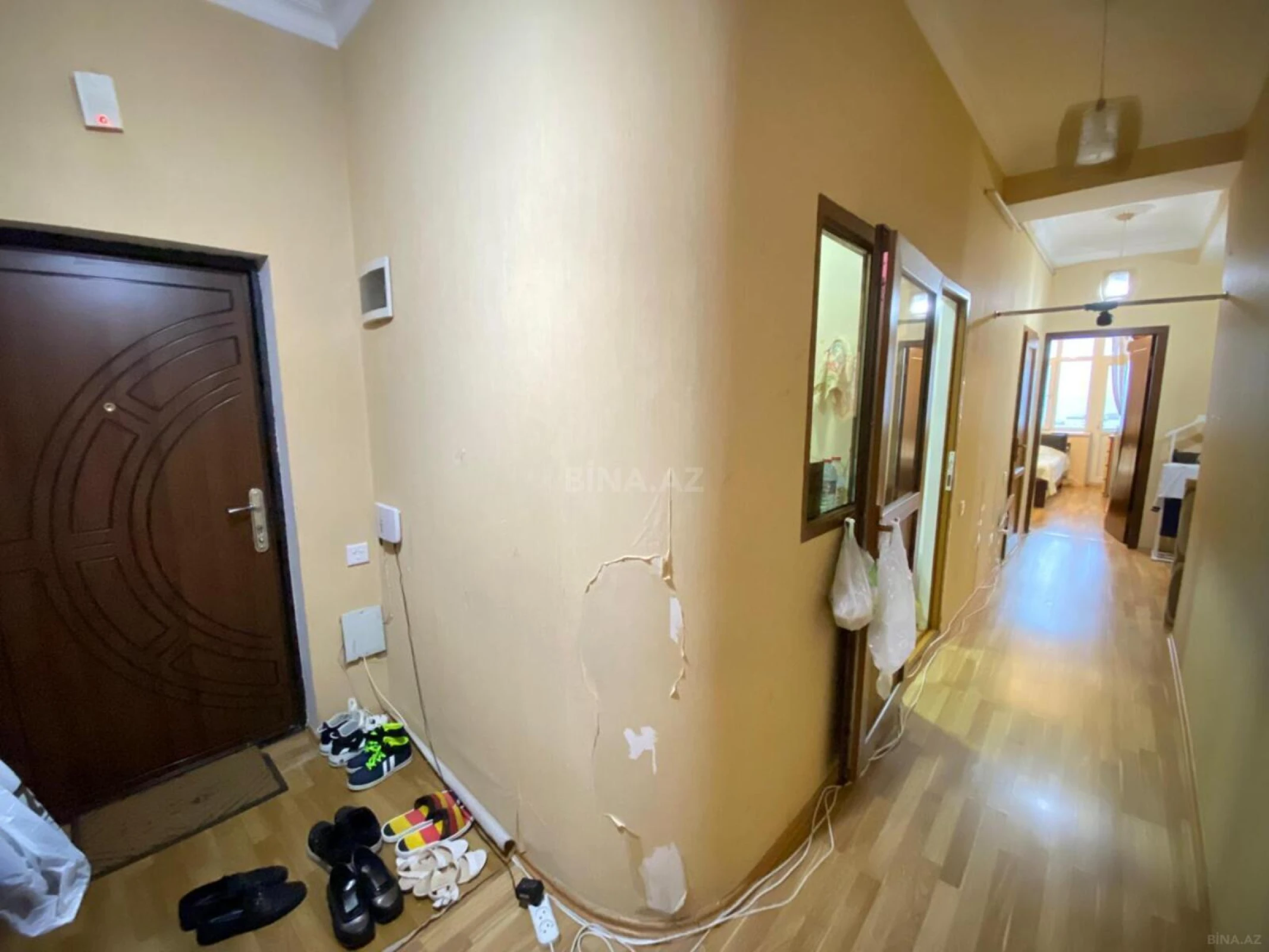 Satılır 2 otaqlı mənzil 80 m²