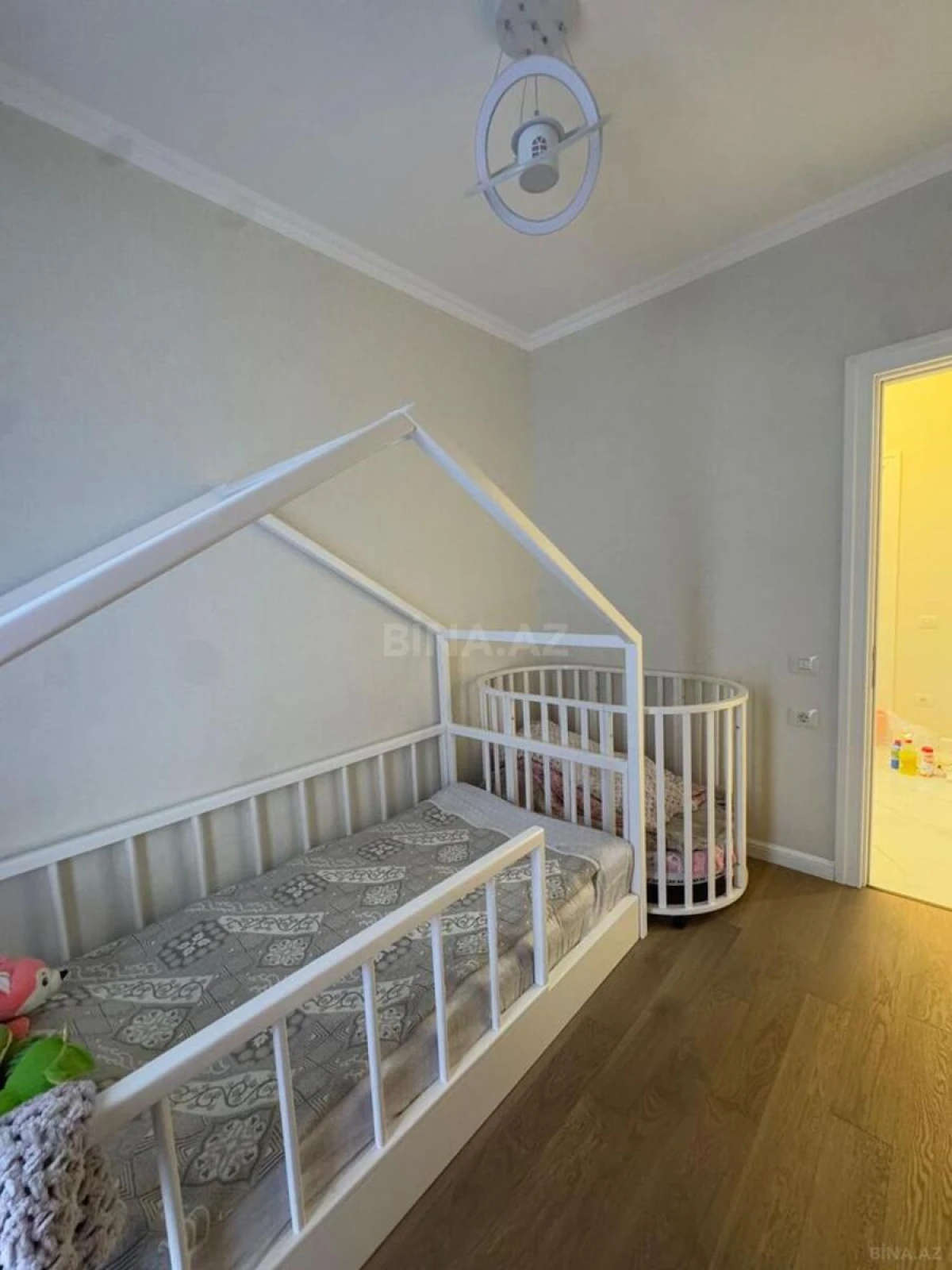 Satılır 3 otaqlı mənzil 83 m²