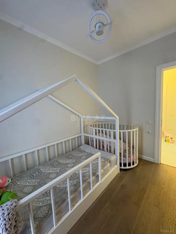 Satılır 3 otaqlı mənzil 83 m²