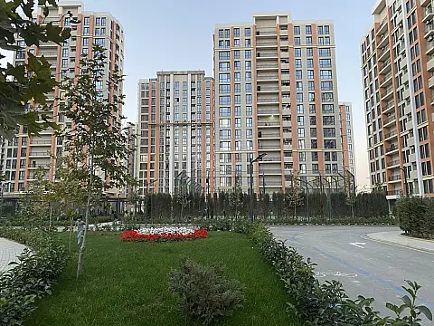 Satılır 3 otaqlı mənzil 83 m²