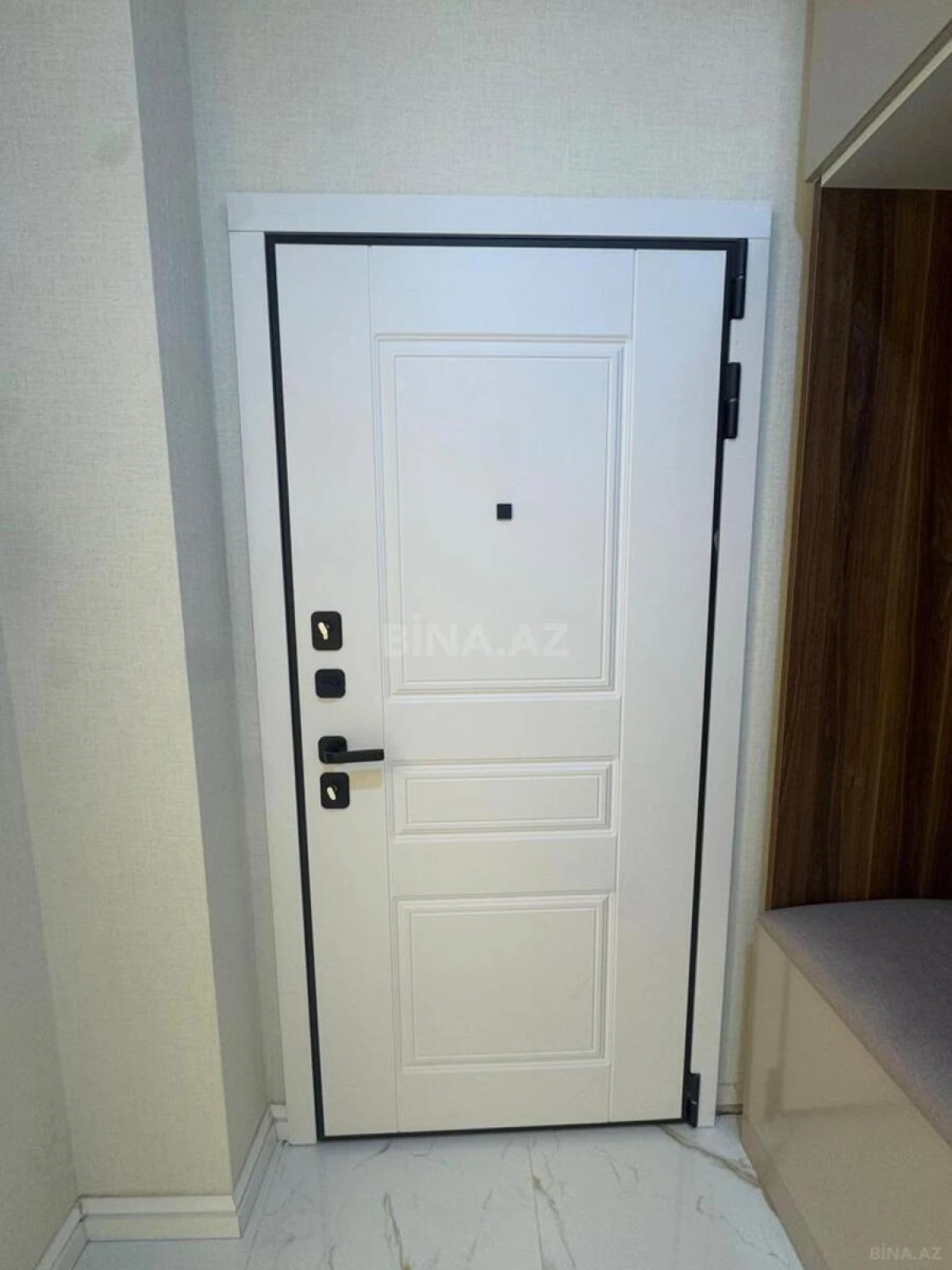 Satılır 3 otaqlı mənzil 83 m²