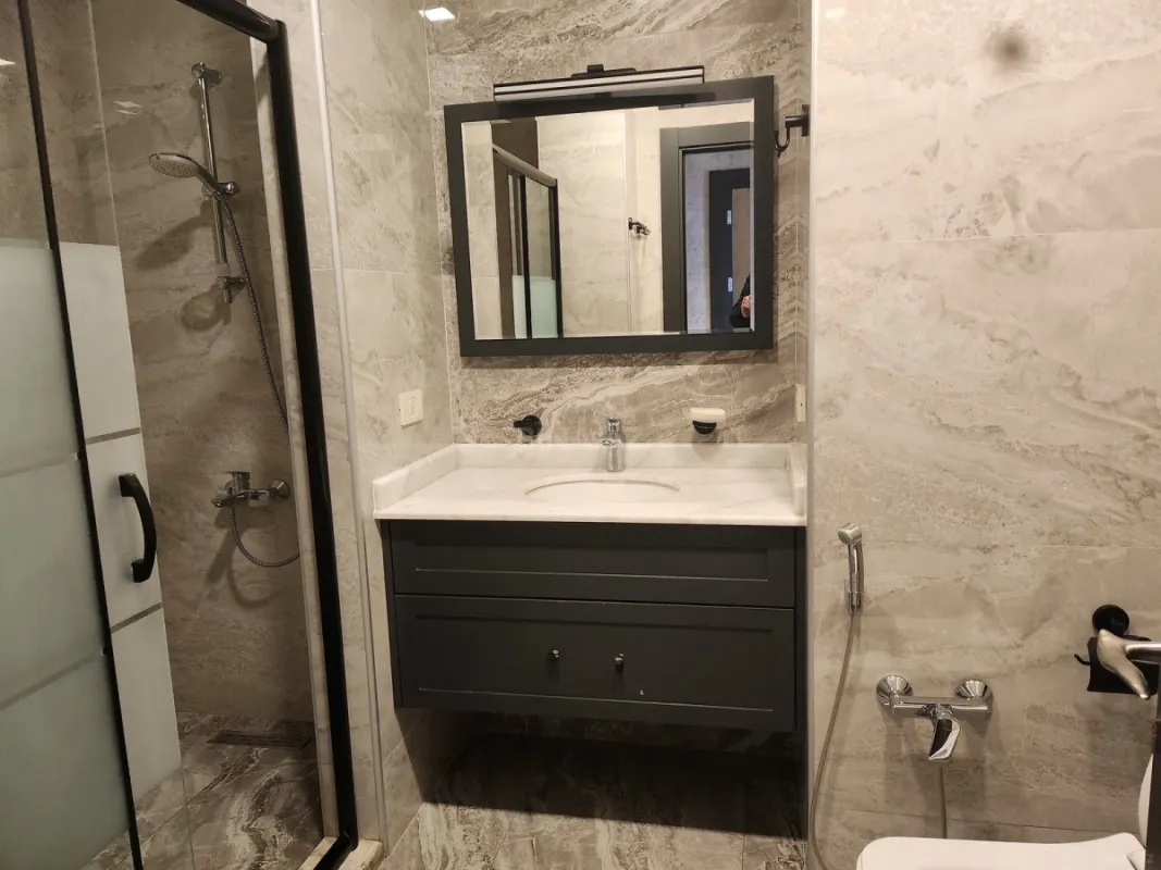 Kirayə verilir 3 otaqlı mənzil 130 m²