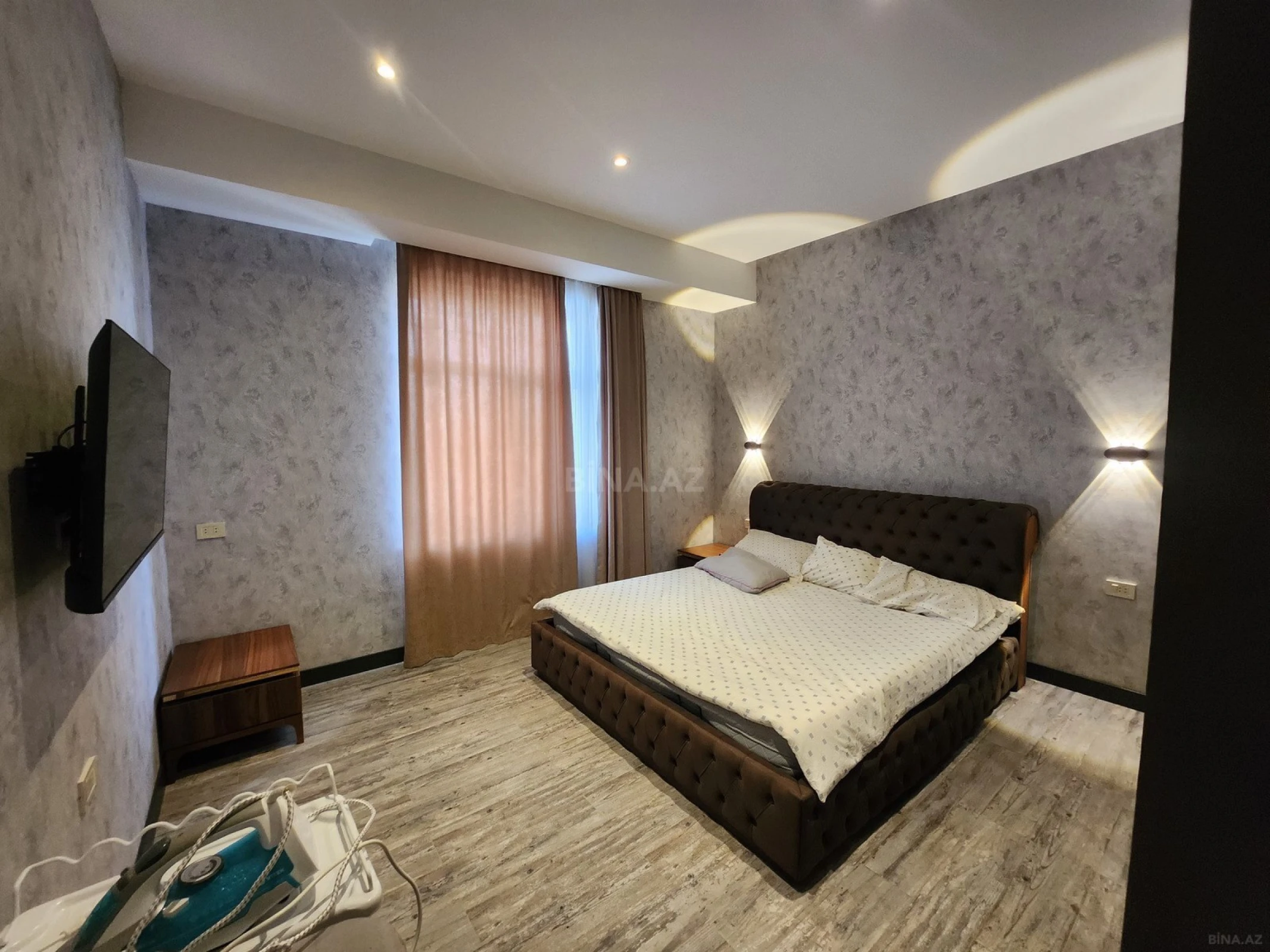 Kirayə verilir 3 otaqlı mənzil 130 m²