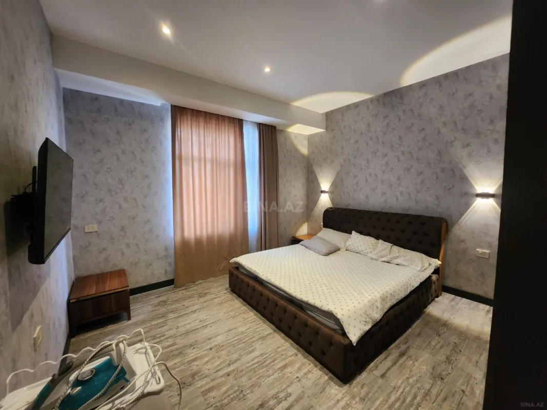 Kirayə verilir 3 otaqlı mənzil 130 m²