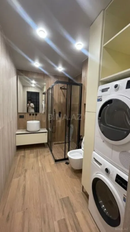 Kirayə verilir 2 otaqlı mənzil 75 m²
