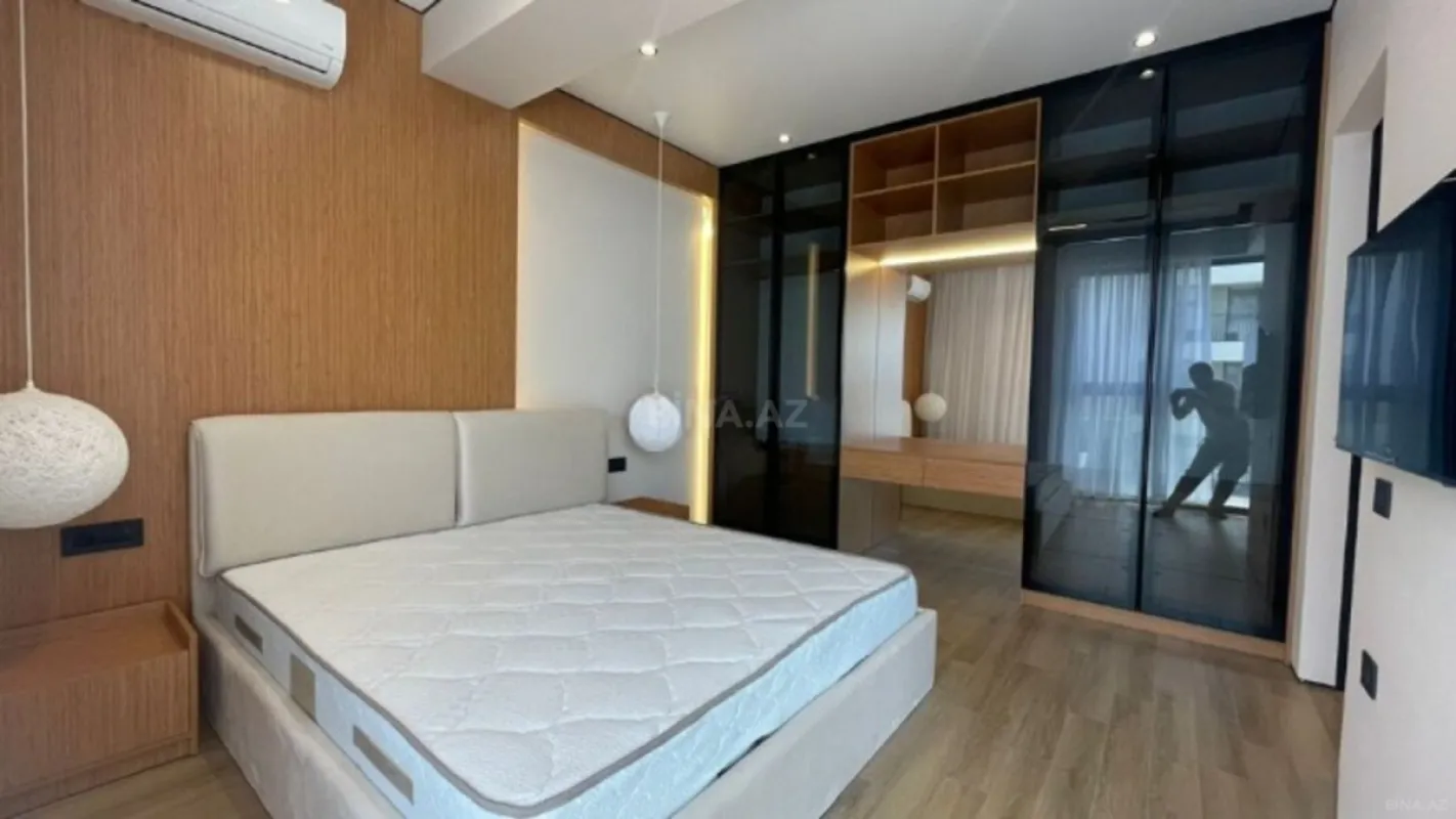 Kirayə verilir 2 otaqlı mənzil 75 m²