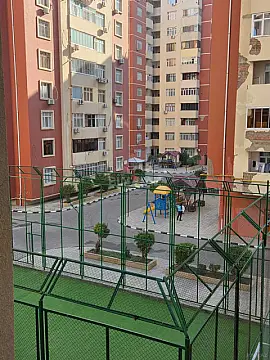 Satılır 3 otaqlı mənzil 145 m²