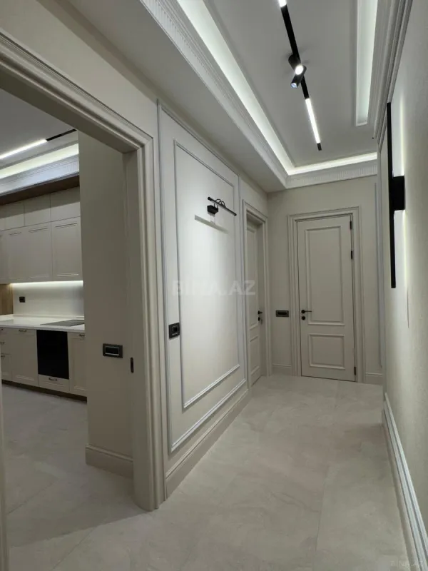 Satılır 3 otaqlı mənzil 120 m²