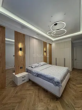 Satılır 3 otaqlı mənzil 120 m²