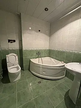 Kirayə verilir 2 otaqlı mənzil 80 m²