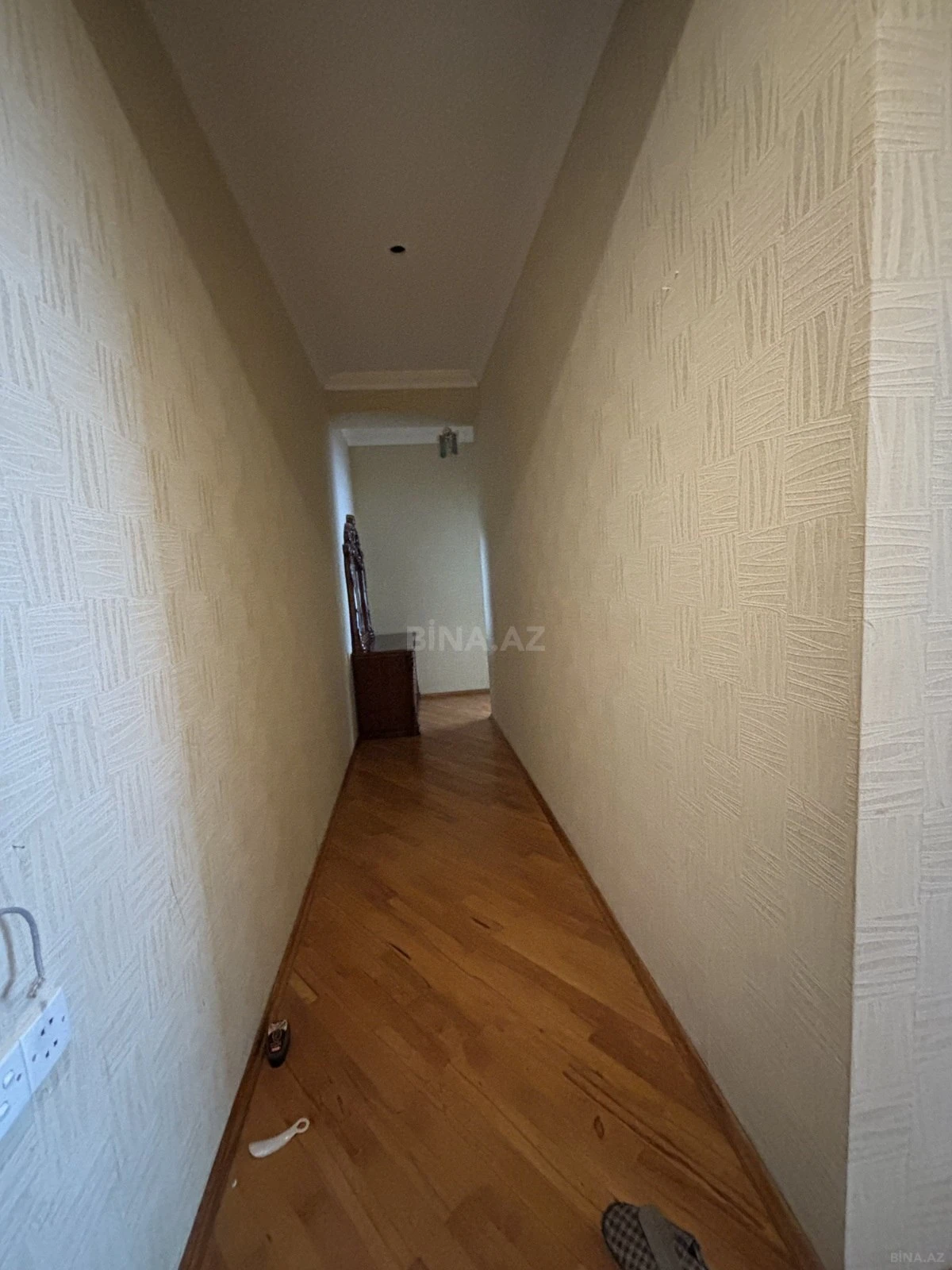 Kirayə verilir 2 otaqlı mənzil 80 m²