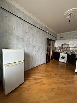 Kirayə verilir 2 otaqlı mənzil 80 m²
