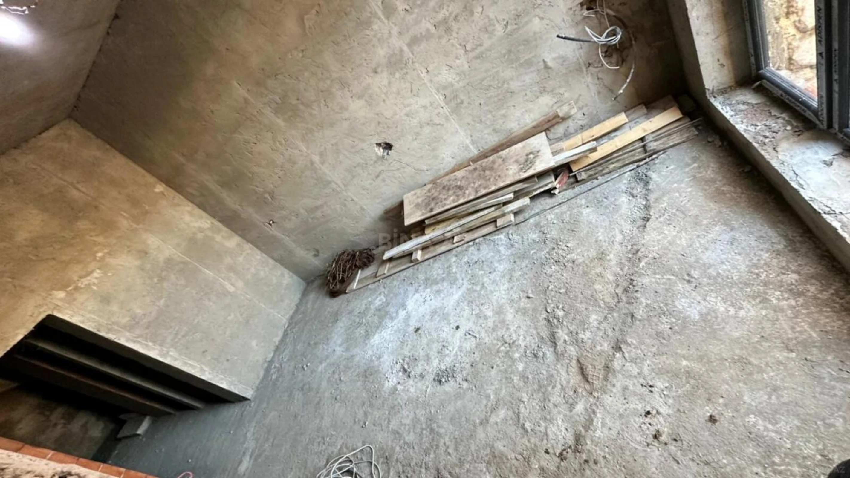 Satılır 5 otaqlı həyət evi 161 m²