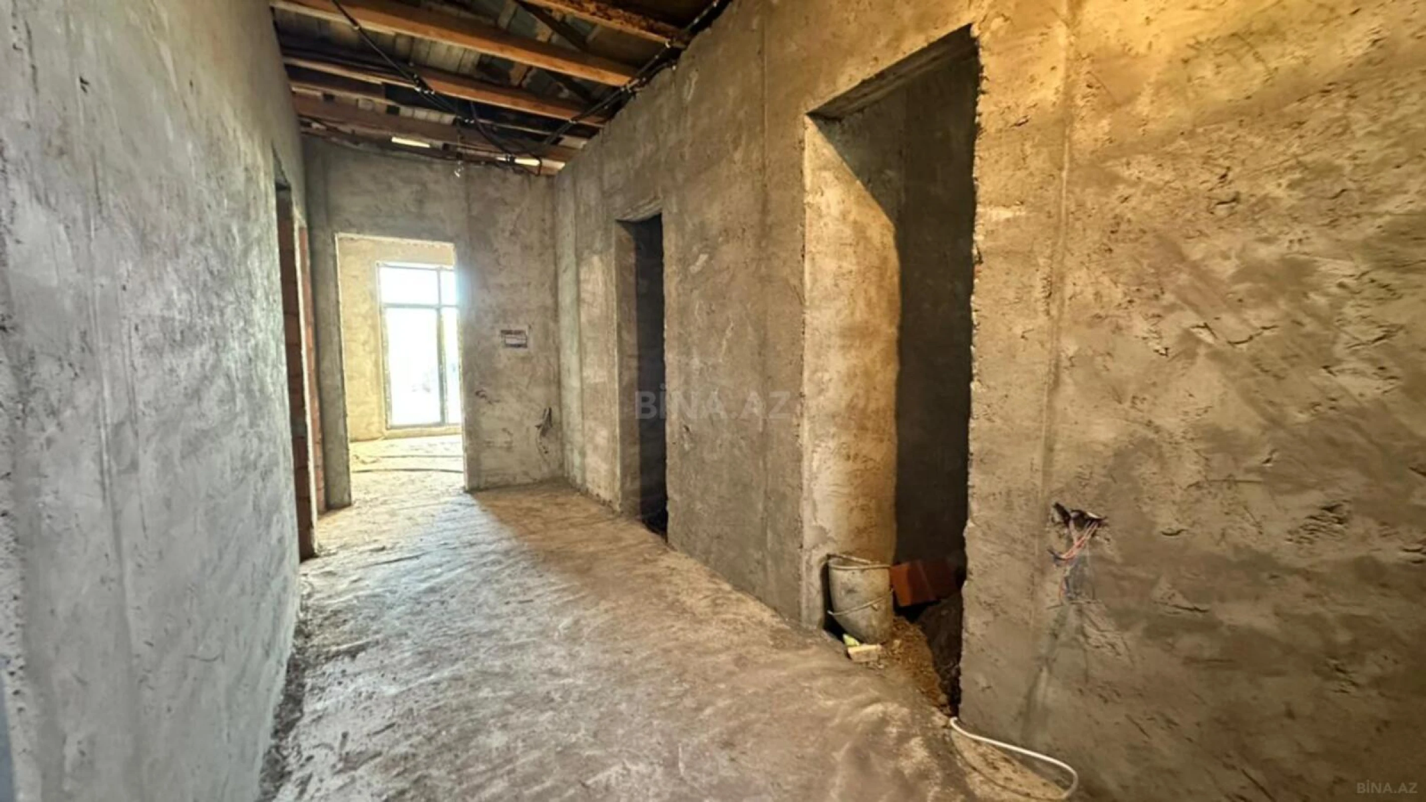 Satılır 5 otaqlı həyət evi 161 m²