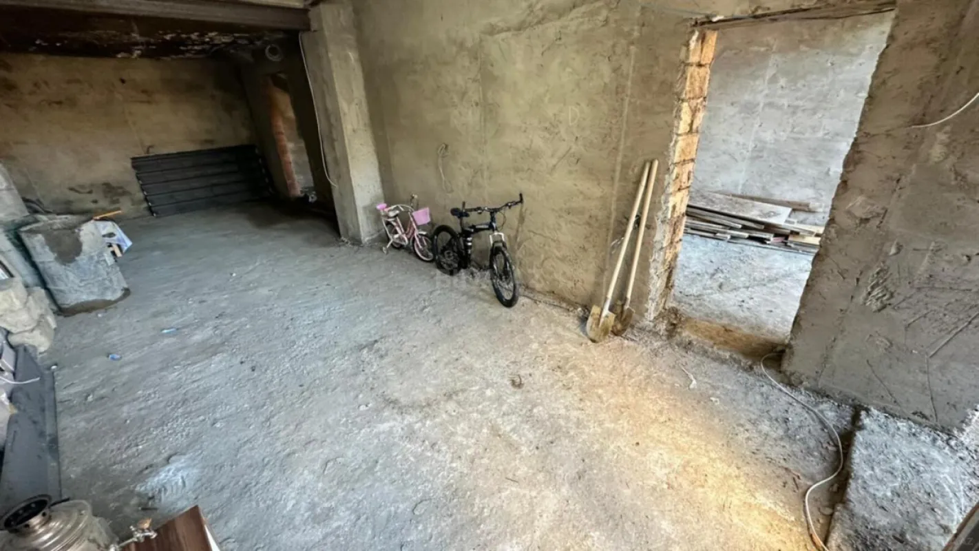 Satılır 5 otaqlı həyət evi 161 m²